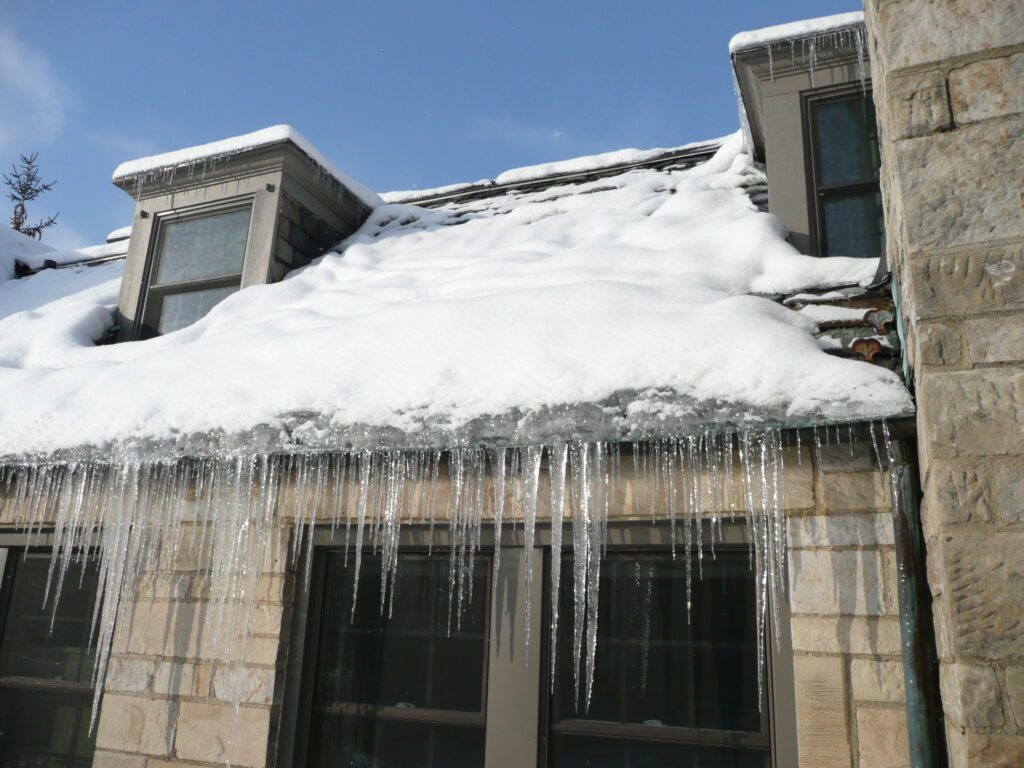 ice dam on roof